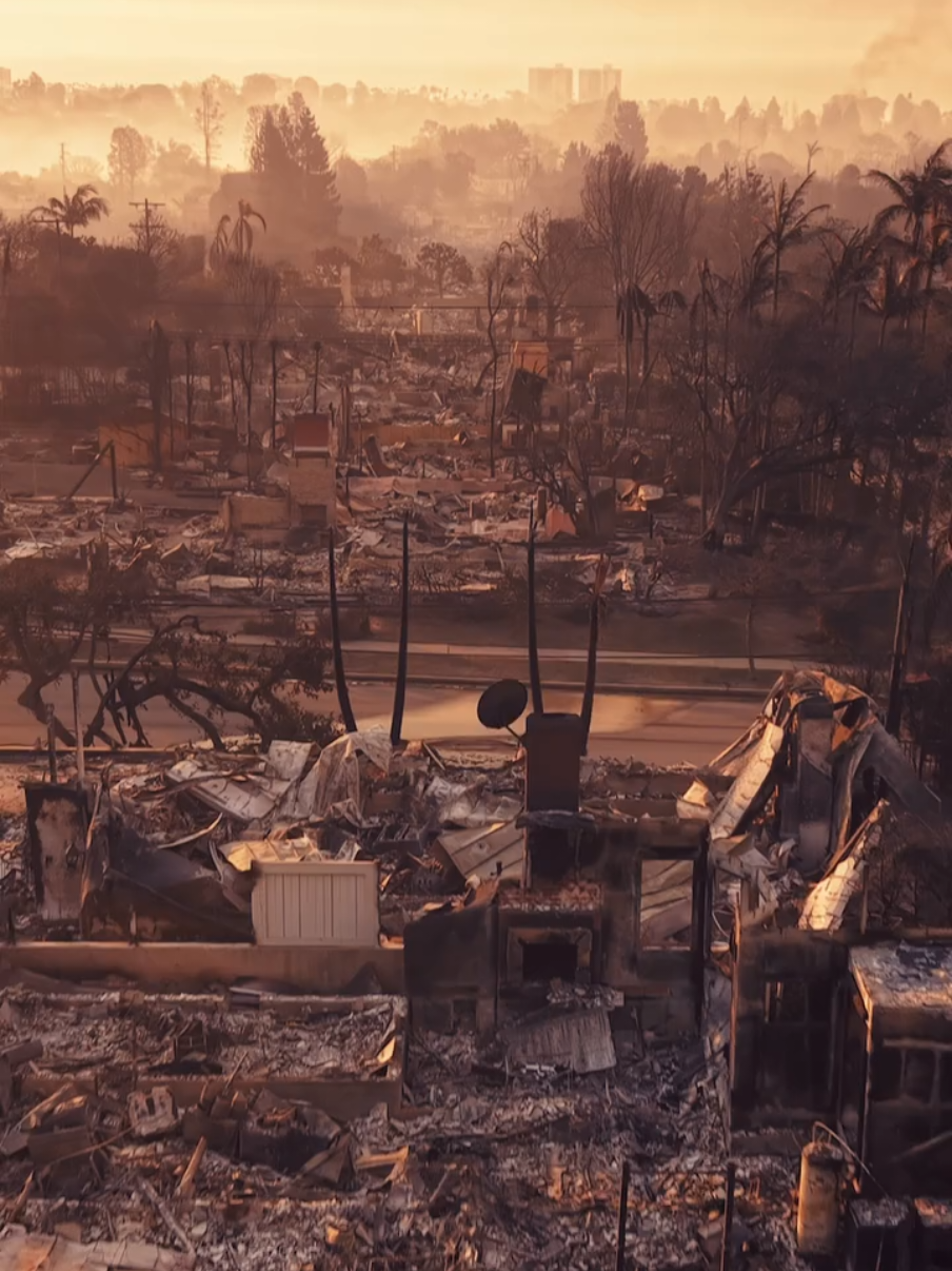 Todo devastado !  #california #fire #losangeles #LA #2025 #incendios 