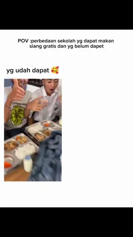 @partaigerindra min kasian loh itu sampe kek gitu 🤣🤣🤣.  #makansianggratis #core #anaksekolah #ngakak #sekolah #lucu #partaigerindra #prabowo #yglagiviral #viral #fyppppppppppppppppppppppp #foryoupage 