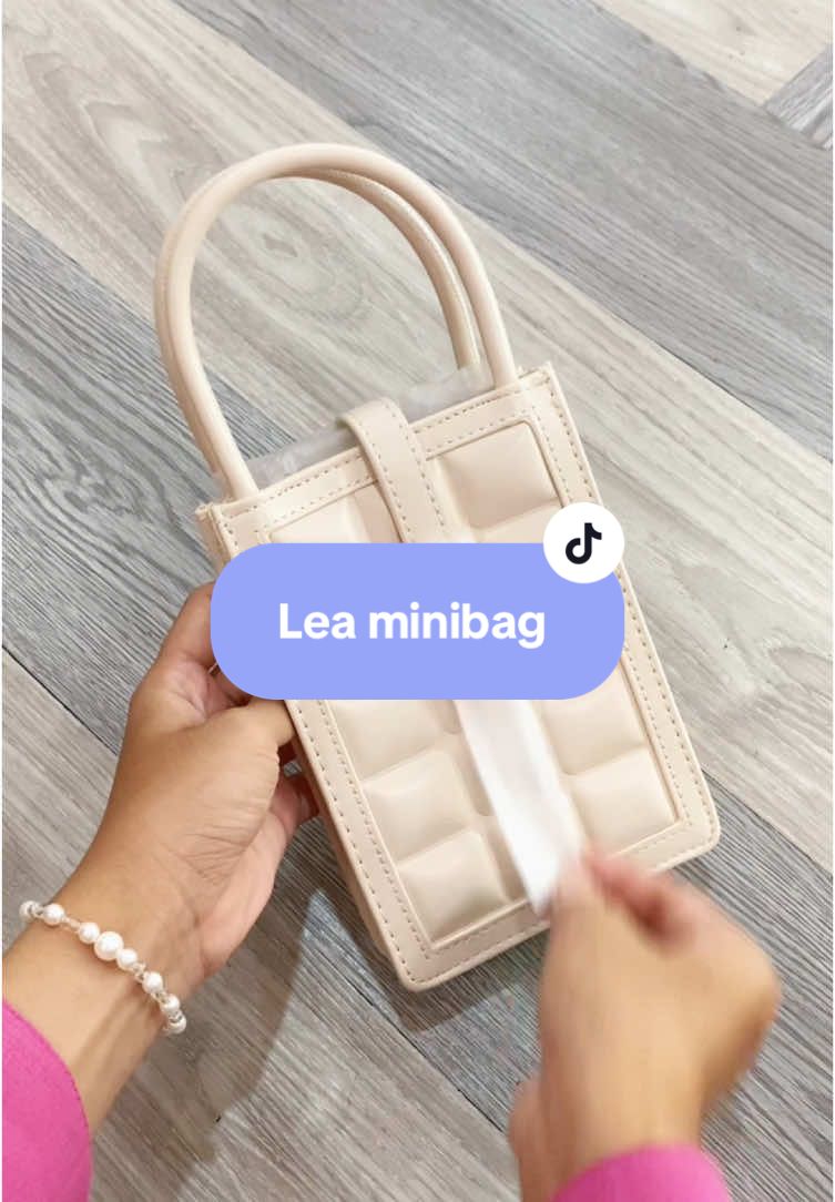 Lea minibag #TikTokAwardsID #fyp #jimshoneyindonesia #jhwonosobo #fypシ #fypage #jimshoney #rekomendasitas #asmr #asmrtiktoks #asmrvideo #asmrviral #jhlea #leabagjimshoney 