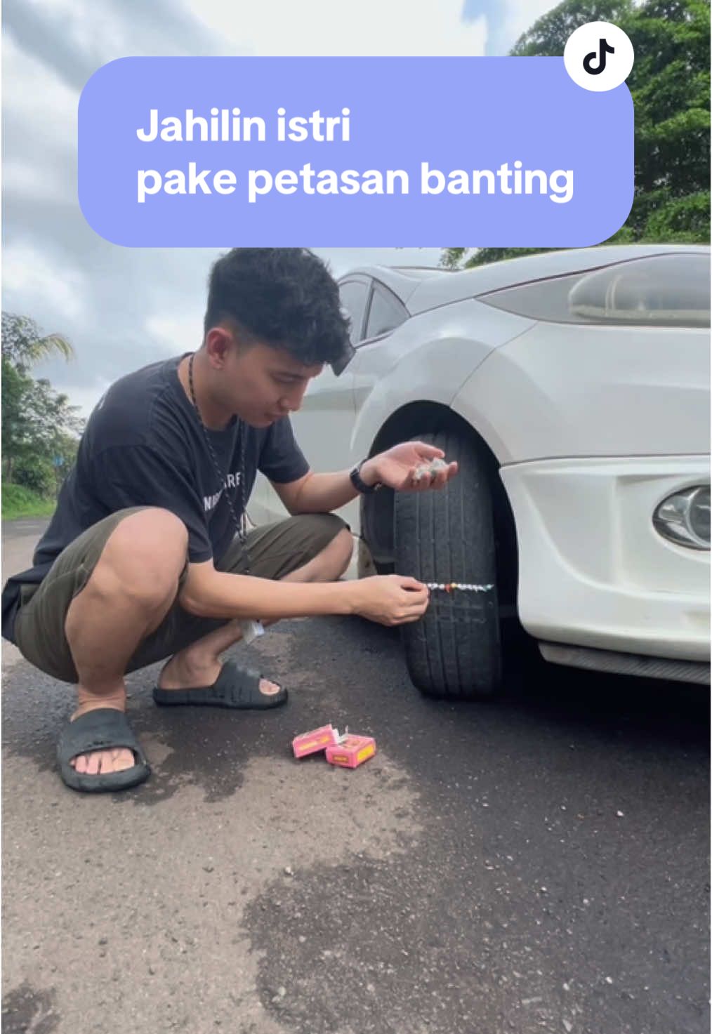 Kalian maenin petasan banting di umur berapa nih gaess??😂😂