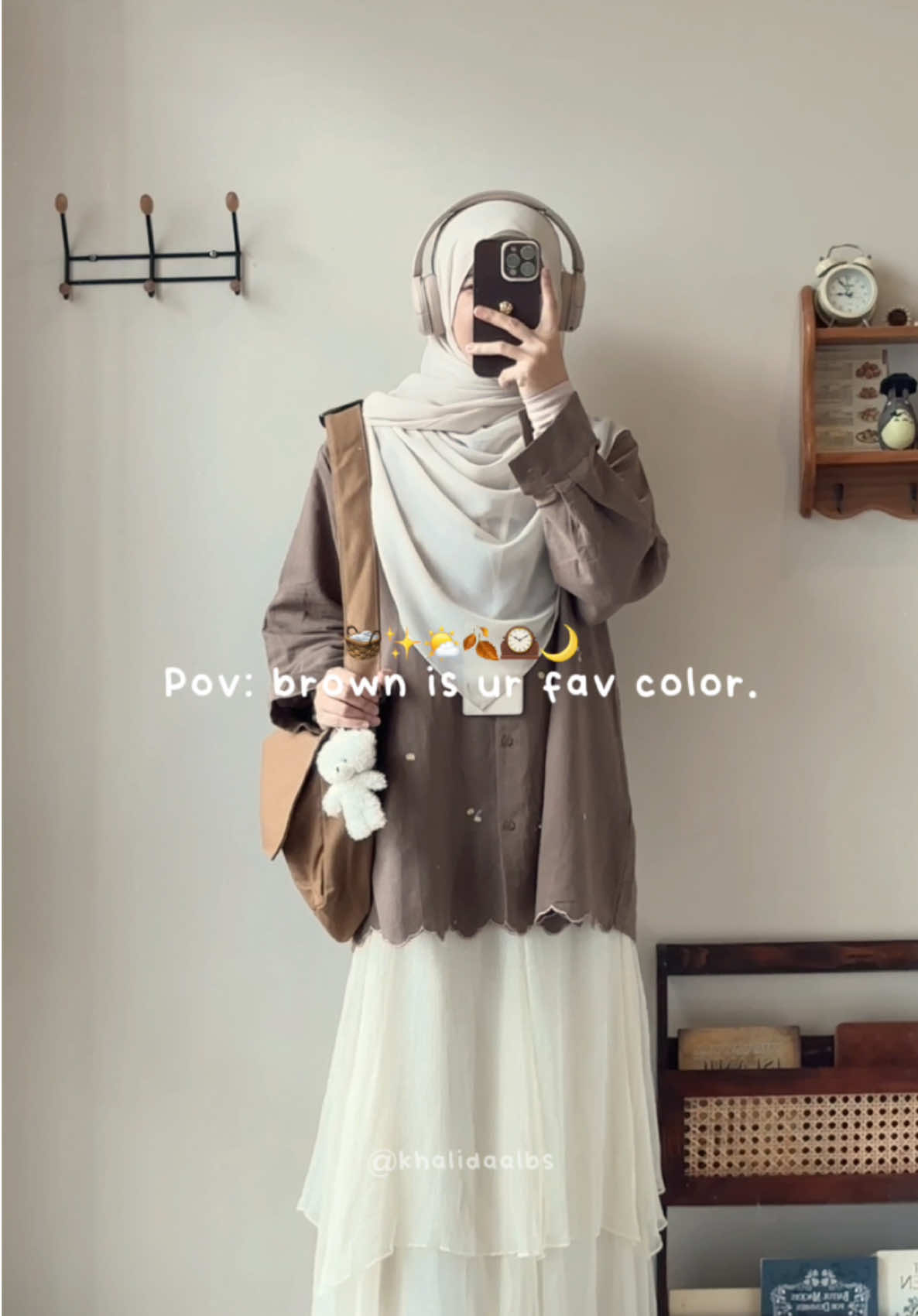 🕰️Tunik 100rban (browny L-XL): link 1291 🕰️ rok 100rban (oat): link 1082 🕰️ pashmina (sand): link 1119 🕰️ tas 100rban: link 1292 🕰️sepatu: link 1191 #brownoutfit #tunik #tunikbrown #outfitngantor #outfitngampus #outfitkerja #officelook #outfitoftheday #hijabi #tuniklinen #outfitcebum 