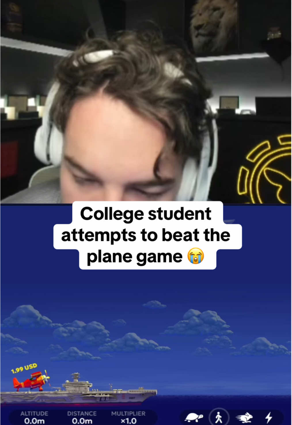 College student attempts to beat the chicken game 😭 #kickstreaming #crossyroad #fyp #viral 