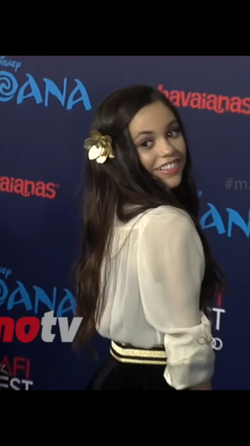 Jenna Ortega at premier Moana ❤️😍#recommendations #jennaortegaedit #jennaortegaedit #rec #JennaOrtega #jennaortega 