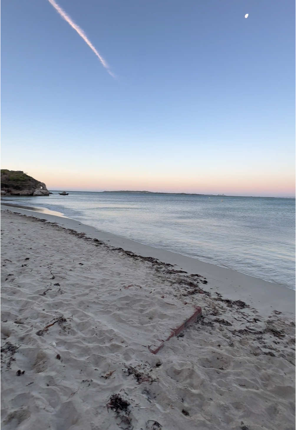 Sunset cook up.. 🦞🧑‍🍳 #fyp #viral #crayfish #cooking #sunset #Summer #beach 