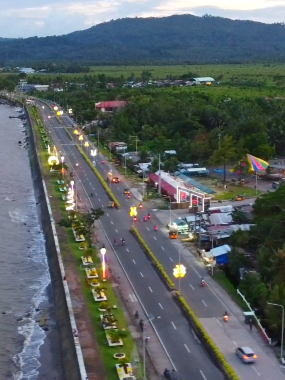 Bislig City Baywalk 🧡 #WhenInSurigao #SurigaodelSur #bisligcity 