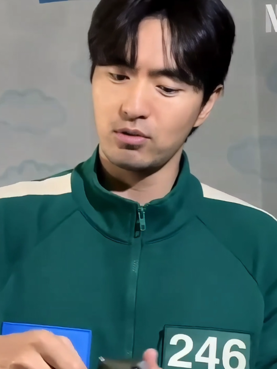 MY MAN 246 🫠🫦 #squidgame #squidgame2 #squidgamenetflix #squidgameedit #player246 #gyeongseok #leejinwook #leejinuk #kdrama #foryour #fyp 