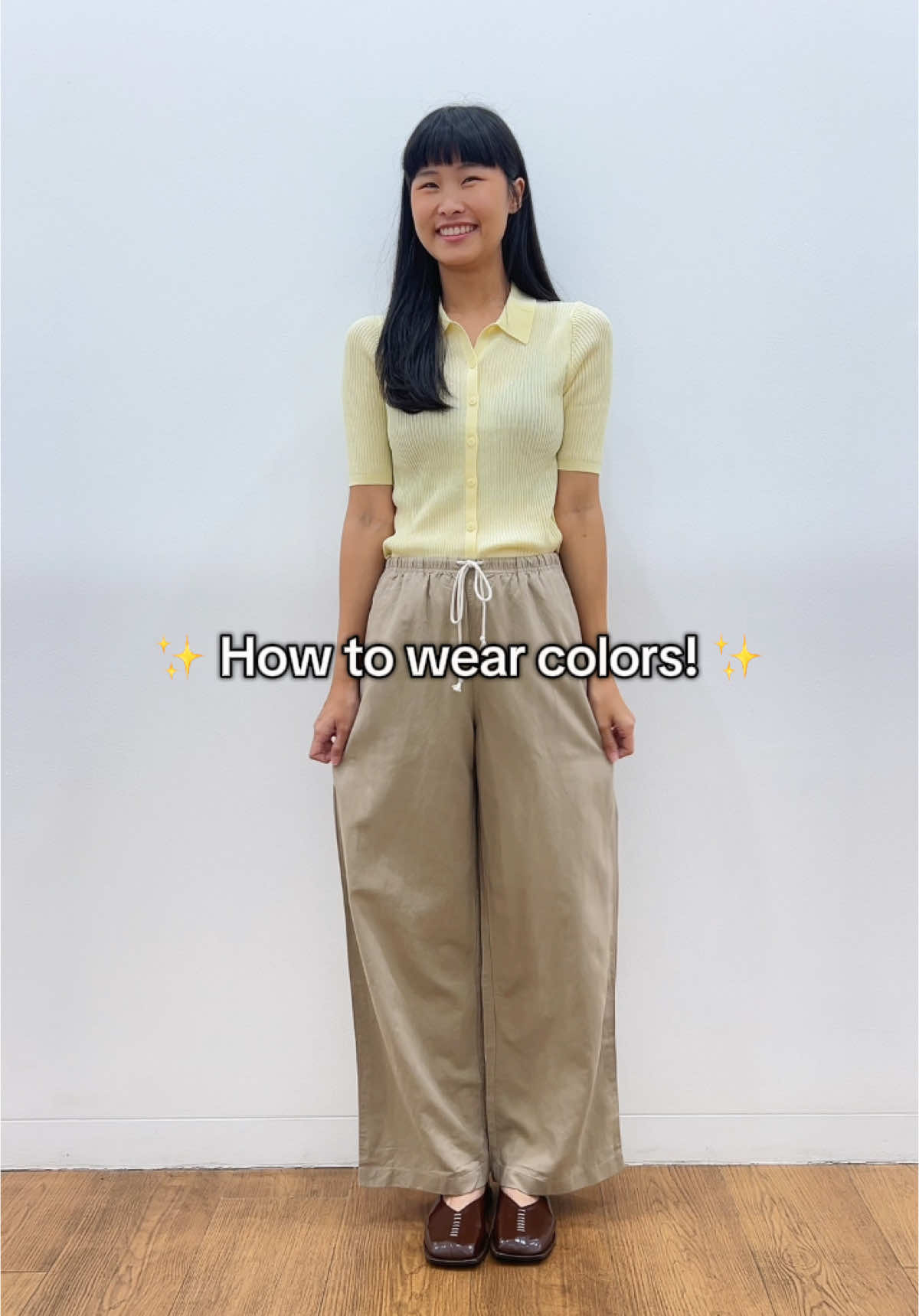 If you have a hard time wearing colors, try these tips! 👀✨ #UNIQLO #UNIQLOIndonesia #stylingtips #wearcolors 