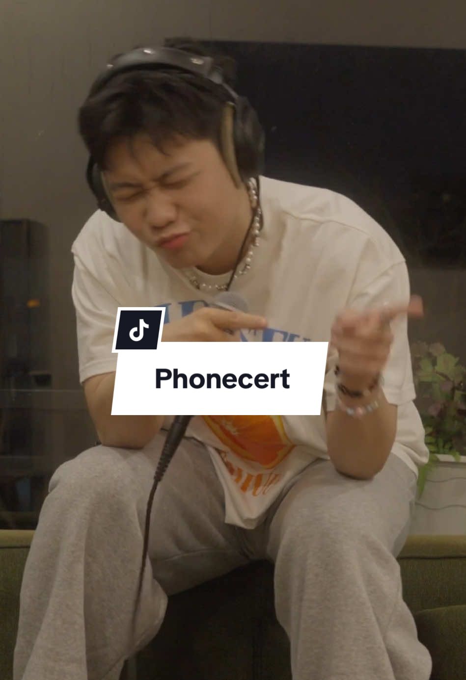 Bữa giờ thấy bài này hot lứm nè #phonecert #tuanvo #fyp #nhacnaychillphet 