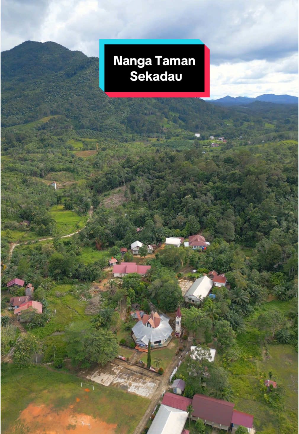 Membalas @chelsyyyyy🍫 yupss.Ternyata Landscape nya Nanga taman bagus Juga.#drone #nangataman #sekadau #kalimantanbarat #fyppppppppppppppppppppppp 