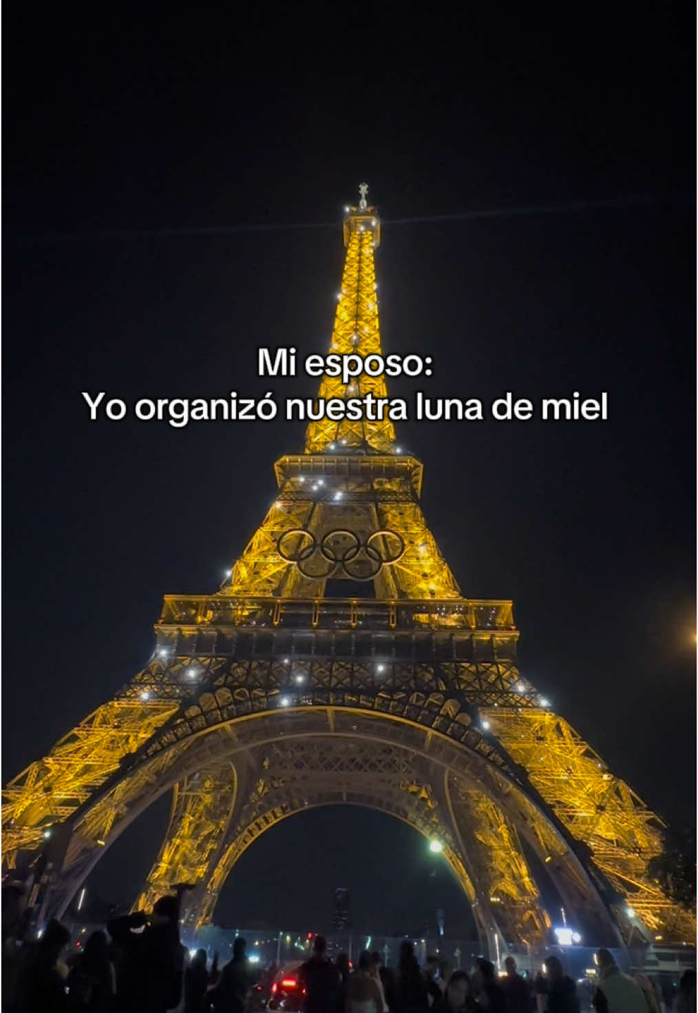 Pa’ Que les digo que no si si 🙊🤣 y me la disfrute al 1.000  #parejas #boda #lunademiel #europe #europa #paris #torreeiffel #futbol #realmadria #psg #championsleague #hombres #relaciones #bodas 