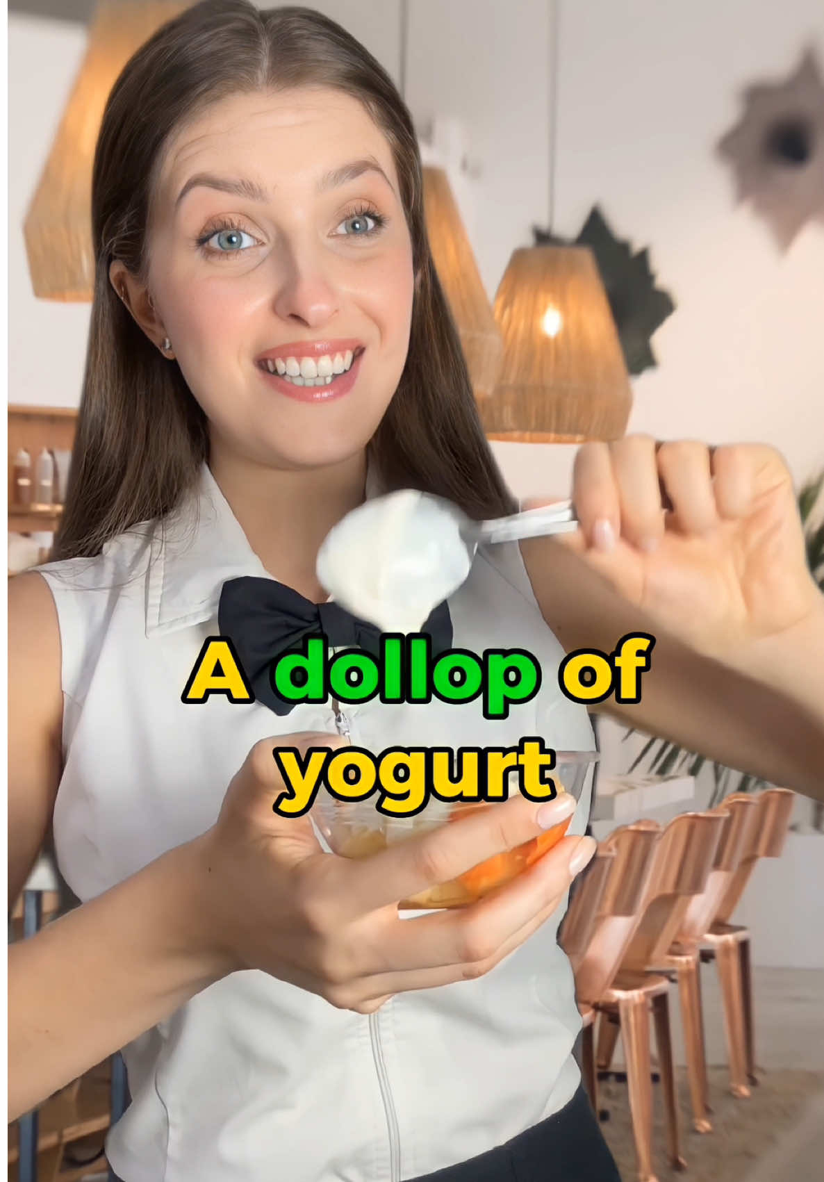 A big spoon of yogurt ❌ #LearnOnTikTok #learnenglish #englishlesson 