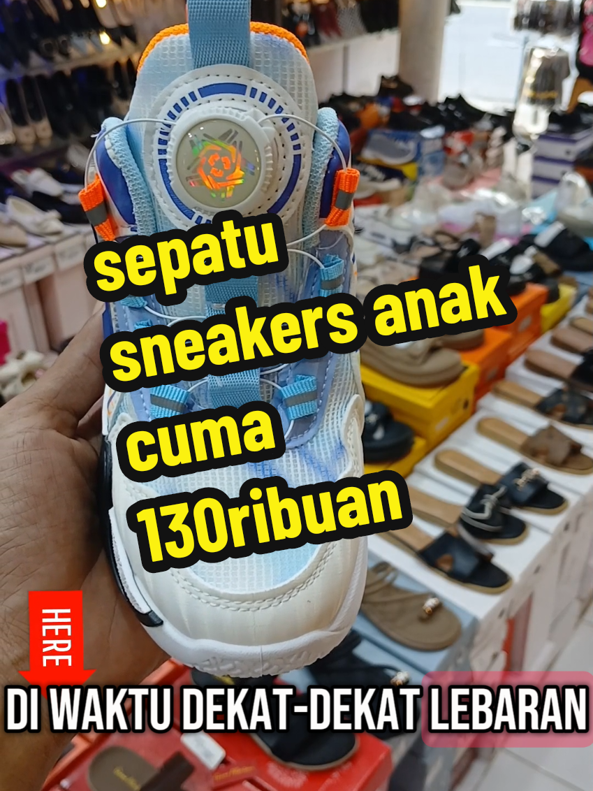 sepatu sneaker anak bisa banget melengkapi outfit anak anak bunda, sepatu sneakers anak bisa di jadikan salah satu rekomendasi outfit lebaran 2025 nanti dan harganya juga terjangkau banget #sepatu #sepatuanak #sneakersanak #sepatusneakersanak #outfitlebaran #lebaran2025 #outfitanak 