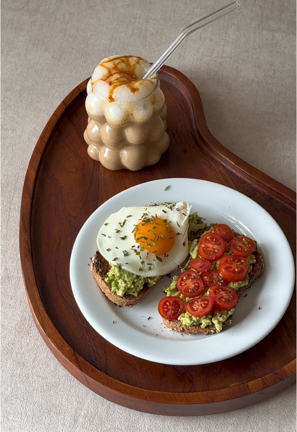 Breakfast 🍳 🥑🍞☕️  @Nespresso #fyp #nespresso #avocadotoast #breakfast #girlssupportgirls #brunch #aestheticvideos #caramelmacchiato #latte #homecafe 