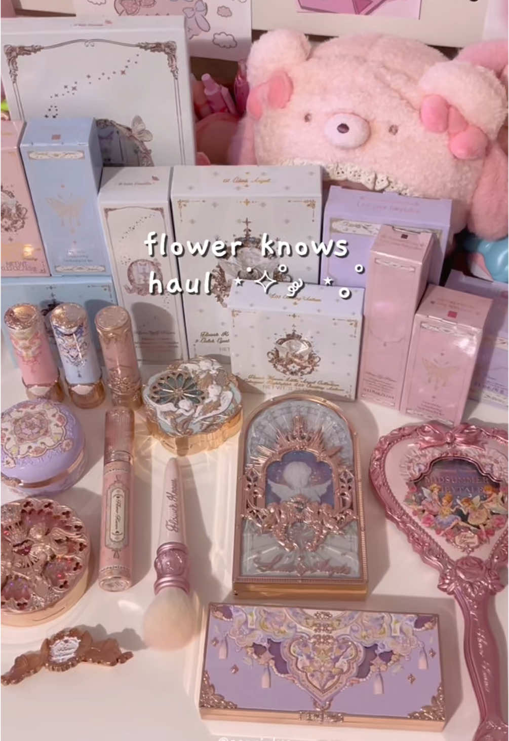 flower knows haul 💕 code: sanriolve for 5% off <3 #asmr #flowerknows #unboxing #flowerknowsmakeup #fyp #aesthetic #coquette #kawaii #sanrio #foryou #makeup @Flower Knows Makeup 