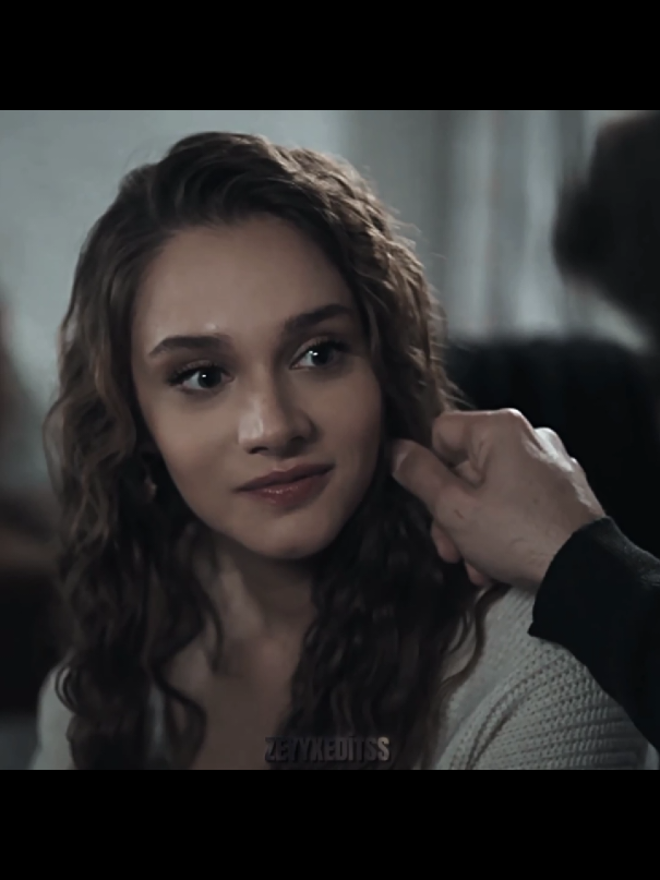 mesela yani.. #hudutsuzsevda #zeynepkarasu #halilibrahimkarasu #halzey #miraydaner #fypp #keşfetteyizzz #kesfetedus #keşfetbeniöneçıkar #kesfetacilartik #tutartık #keşfetedüşmekistiyorum #kesfetalbeniartik #yagizaasigimdeyincekesfetoluyomus #global #kesfetacilmaduasi🧕🤲 #halzey 