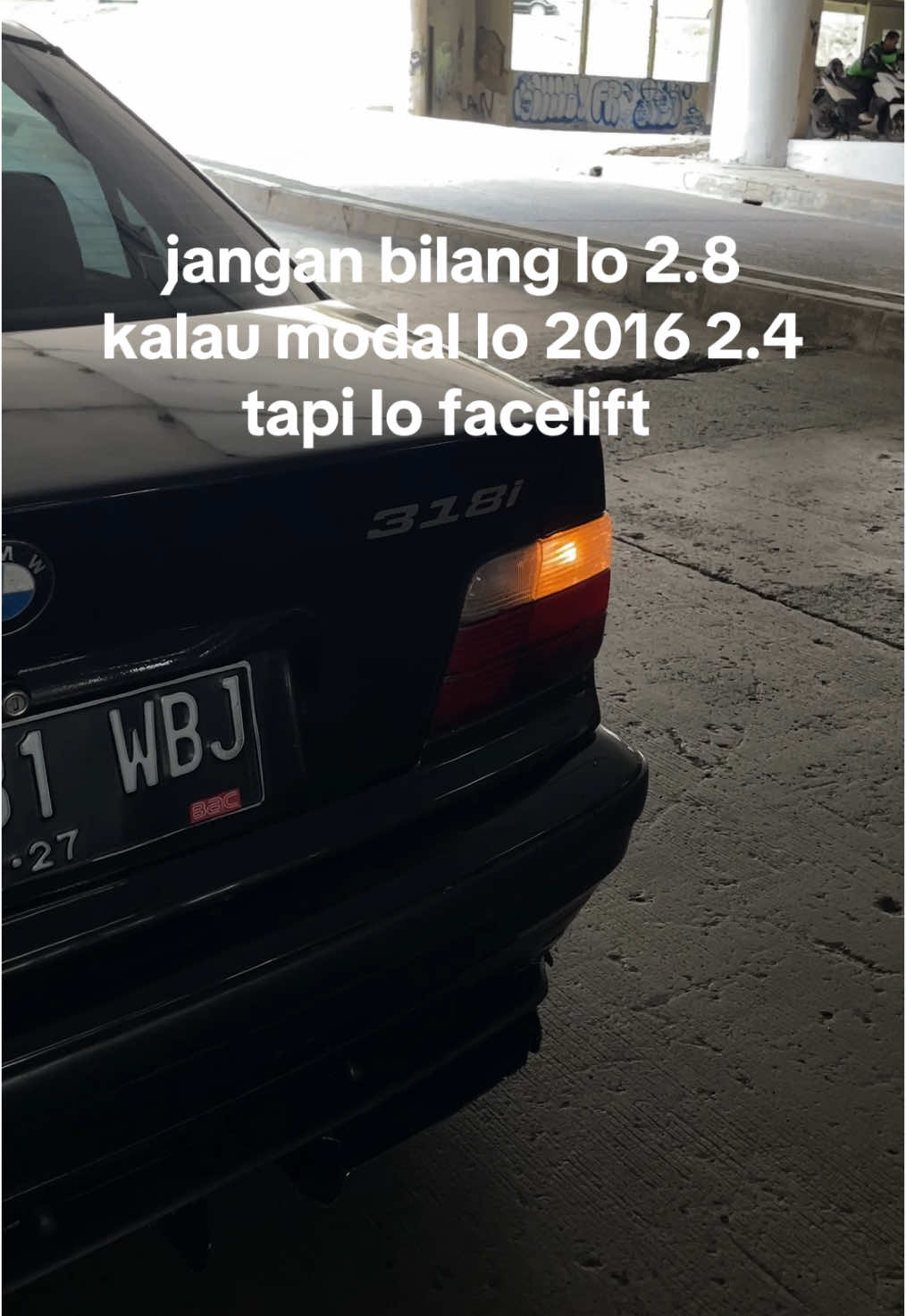 tap tap gas dikit tapi ga ngilang, ini sampe harus downgrade badge loh 🤫🤫🤫 #fyp #BMW #E36 #328i 