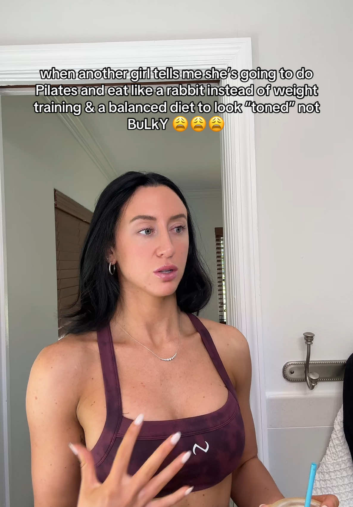 when another girl tells me she’s going to do Pilates and eat like a rabbit instead of weight training & a balanced diet to look “toned” not BuLkY 😩😩😩 #bulky #pilates #weighttraining #weighttrainingforwomen #funny #gymfunny #workoutsforwomen #gymhumor #trendingsound #trending 