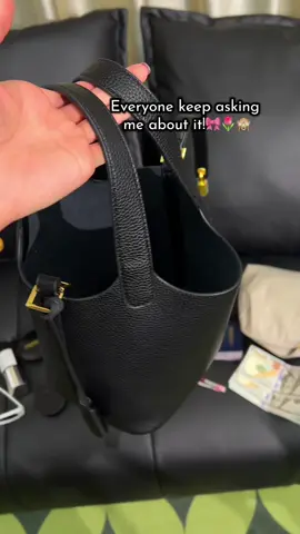 Cute size! #bag #shoulderbag #tiktokshopfinds #fyp #largecapacity #spotlightfinds #highquality #highqualitybag #bucketbag #everydaybag #dailybag #dailyuse  #tiktokshoplastchance #tiktokshopnewyearnewaura #tiktokshopholidayhaul #tiktokshoploveatfirstfind 