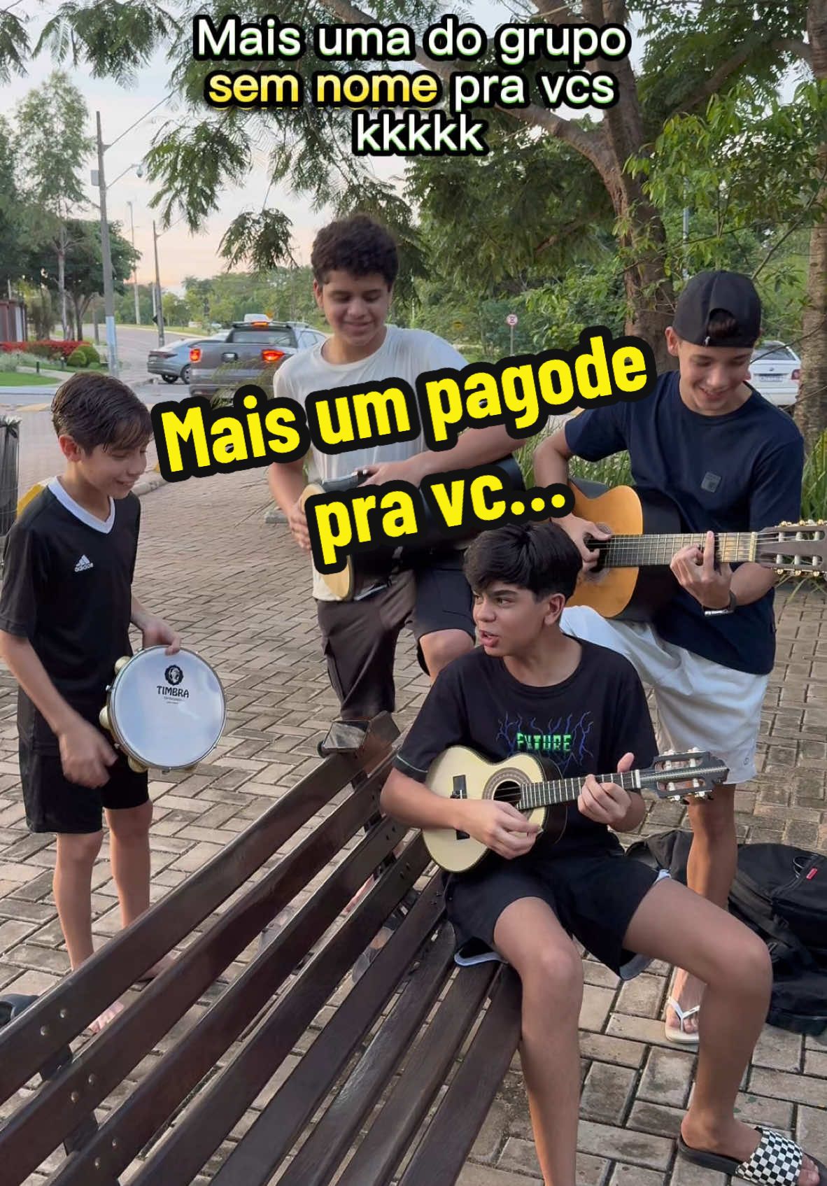 Manda aí a música que vc quer q a gente toque! 🫶🏻 @Benício Lena @Arthur Carvalho @João Pedro 