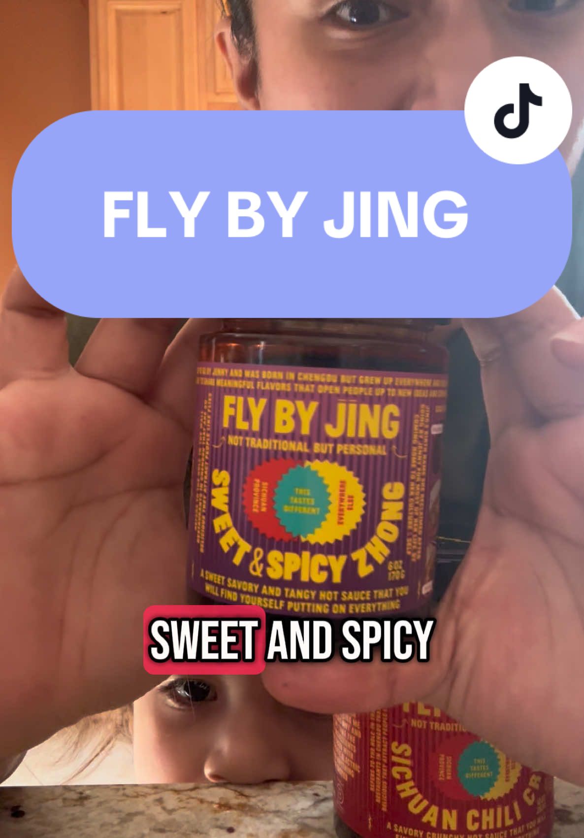 @FLY BY JING #spicefood #hotsauce #flybyjing #spicy #spicytok #fyp #viral #tiktokmademebuyit #TikTokShop #tiktokviral #tiktoker #foryoupage #musthaves 