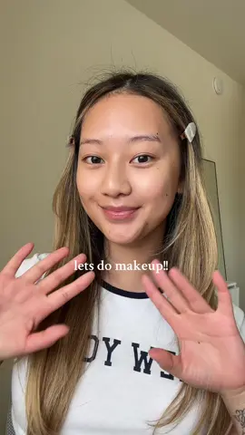 I think I just found my new fav contacts 🤭 use code abby10 @OLENS Global Official #grwmmakeup #grwm #grwmroutine #makeup #contactlenses #coloredcontacts #olens #olensglobal #olenscontacts 