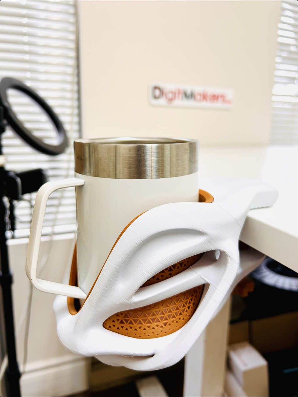 Keep you mug within reach and workspace spill-free! ✨  STL: Cup Holder Desk Mount by AEKI #bambulabx1carboncombo #3dprinting #3dprinted #3dprint #3dmodel #fdmprint #3dprintedmodel #3dmodeling #3dprintedparts #3dfilament #fyp #printing  #asmr #toronto #engineering #satisfyingvideos #canada #3DFilament #digitmakers #mugholder #deskmount #mug #cupholder 