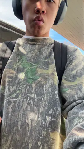 Fit #fyp #viral #fashiontiktok #fashion #fashioninspo #outfit #outfitinspo #outfit 