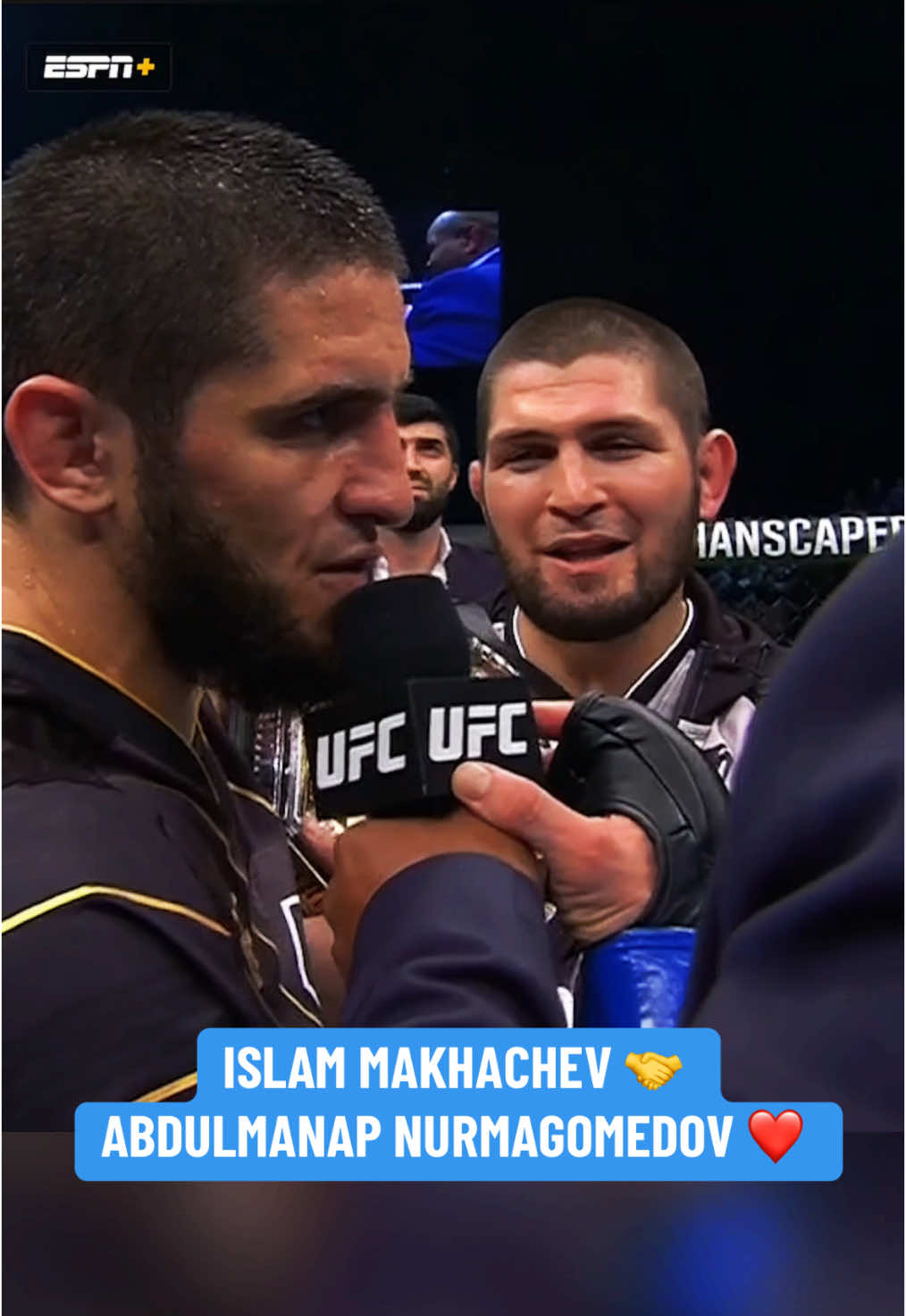 #IslamMakhachev paid tribute to his former #coach Abdulmanap Nurmagomedov ❤️ #UFC311 #UFC #MMA #combatsports #wrestling #Khabib 