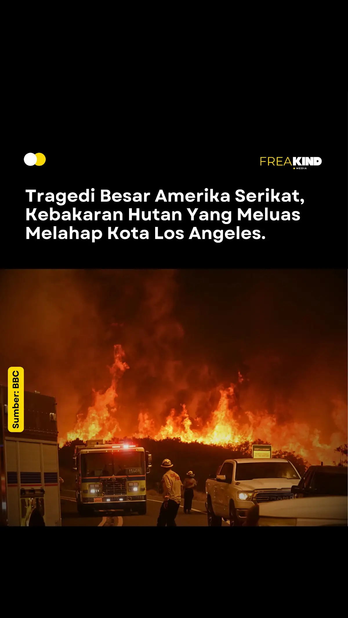 Kebakaran yang tidak terkendali melanda sebagian wilayah Los Angeles, menyebabkan sedikitnya 10 korban jiwa, menghanguskan ribuan bangunan, dan hampir 180.000 penduduk dievakuasi. Kebakaran ini berasal dari gabungan dari 5 titik yang teruz meluas yang melahap Los Angeles, yaitu: kebakaran Palisades, kebakaran Eaton, kebakaran Hurst, kebakaran Lidia dan kebakaran Sunset. Kemunculan api penyebab kebakaran diduga akibat dari buruknya cuaca dan dampak langsung perubahan iklim yang terjadi. Buruknya cuaca dan dampak langsung perubahan iklim juga mempengaruhi sulitnya proses pemadaman api, meskipun ribuan Petugas Pemadam Kebakaran sudah dikerahkan secara maksimal. Perkiraan yang diterbitkan oleh bank investasi JPMorgan menunjukkan bahwa kerugian yang diasuransikan dari kebakaran hutan di Los Angeles telah melebihi USD 20 miliar atau Rp.323,6 triliun. Source: BBC Semoga lekas membaik. Akabrnya demi memadamkan api, pemerintah AS langsung spam bantuan dana ke Israel.🗿 So, bagaimana menurut kalian? Temukan informasi dan hiburan lainnya hanya di @freakind.media #BeritaToday #berita #beritaterkini #viral #losangeles #losangelesfire 