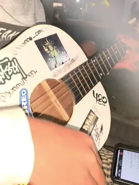bodohkah diriku? #tanpacinta #coverlagu #gitarcover #fypシ #sadstory🥀😥 #bodohkahdirikuyangterlalusetiapadamu #fypdongggggggg #sadvibes 