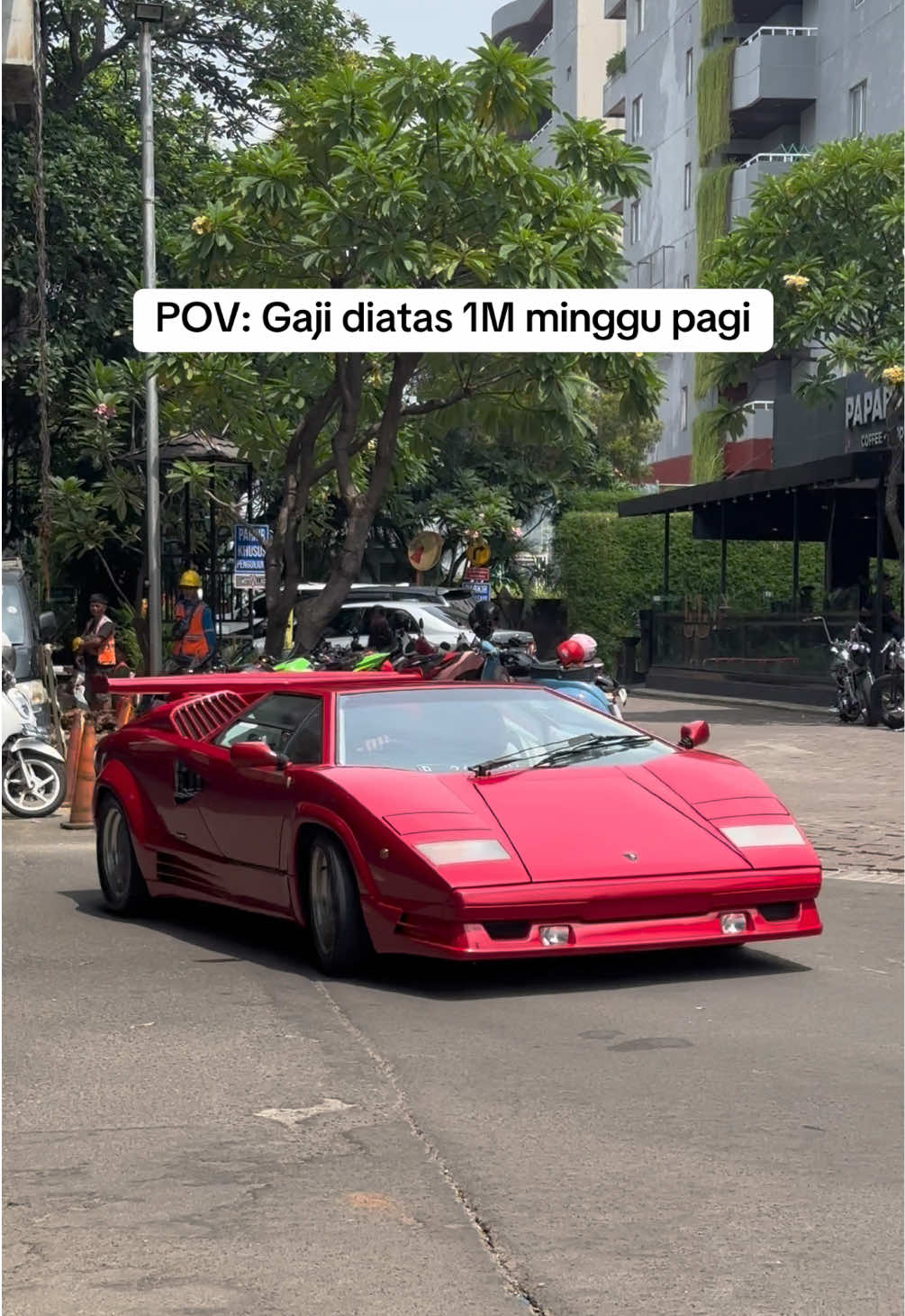 Singkat, Padat, Countach #oldmoney #investasi #nasabahprioritas #lamborghinicountach #countach25th #fyp 