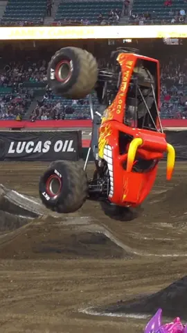 EL TORO LOCO GETTING WILD! #monsterjam #monstertruck 