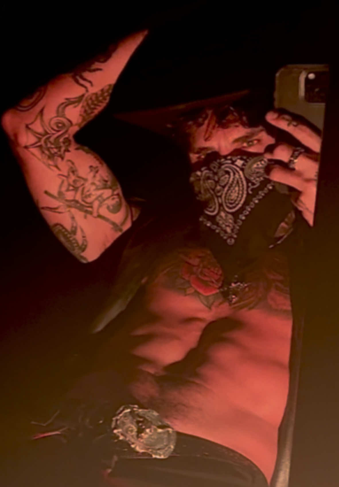 Can you walk? #cosplayer #cosplay #maskedmen #maskedtok #booktoker #darkromancebooks #darkromancebooktok #fypppppppppppppppp #fy #hands #tattoos #tattoo #BookTok #fyp #darkromance #darkromancereads #leather #cowboy #tatto #booktook 