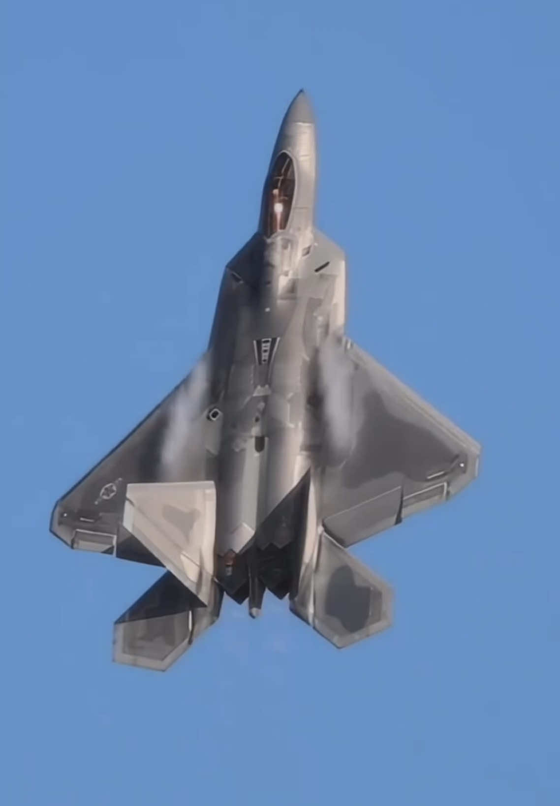 #military #fighter #airforce #pilot #f22 #us #army 