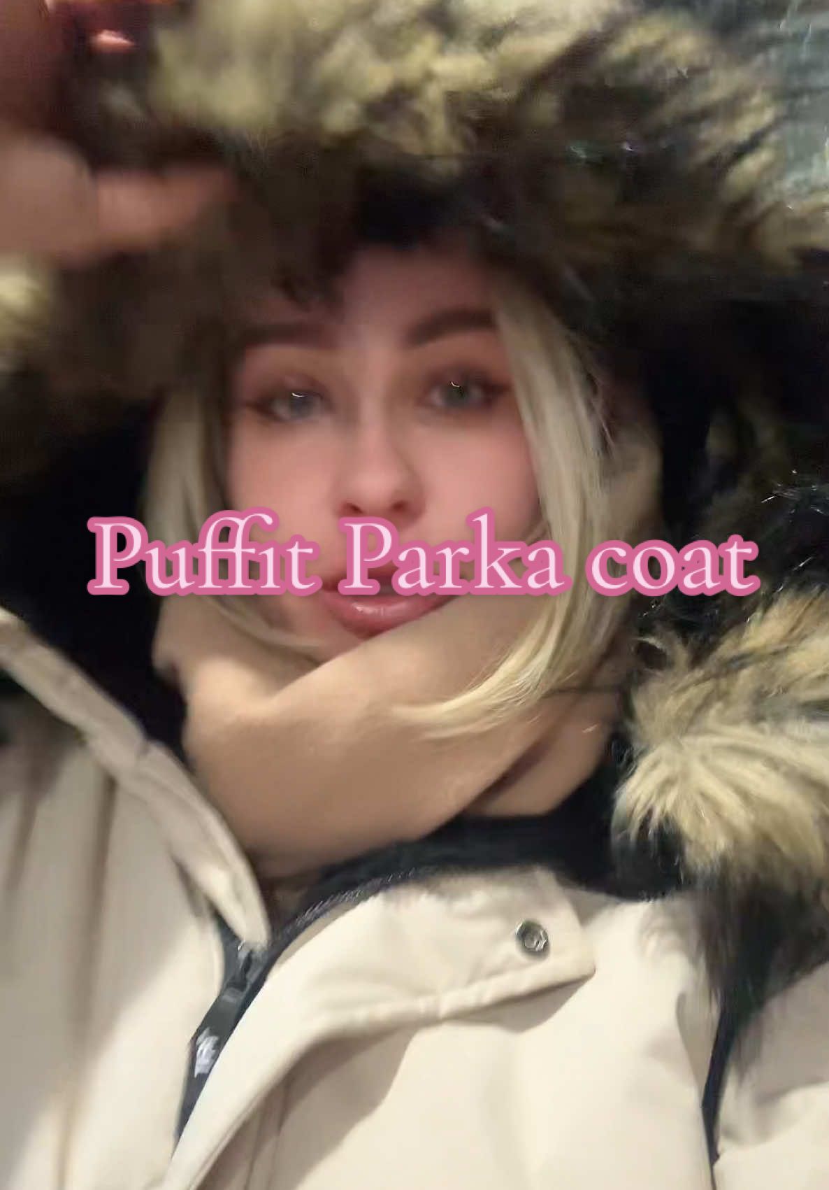 The perfect parka coat for the cold this weather it is windproof water, repellent line on the inside so warm absolutely amazing@PUFFIT.USA #Parka# #WinterCoat #AffordableCoat#WarmCoat #WomenCoat #LineCode #CodeWithHood