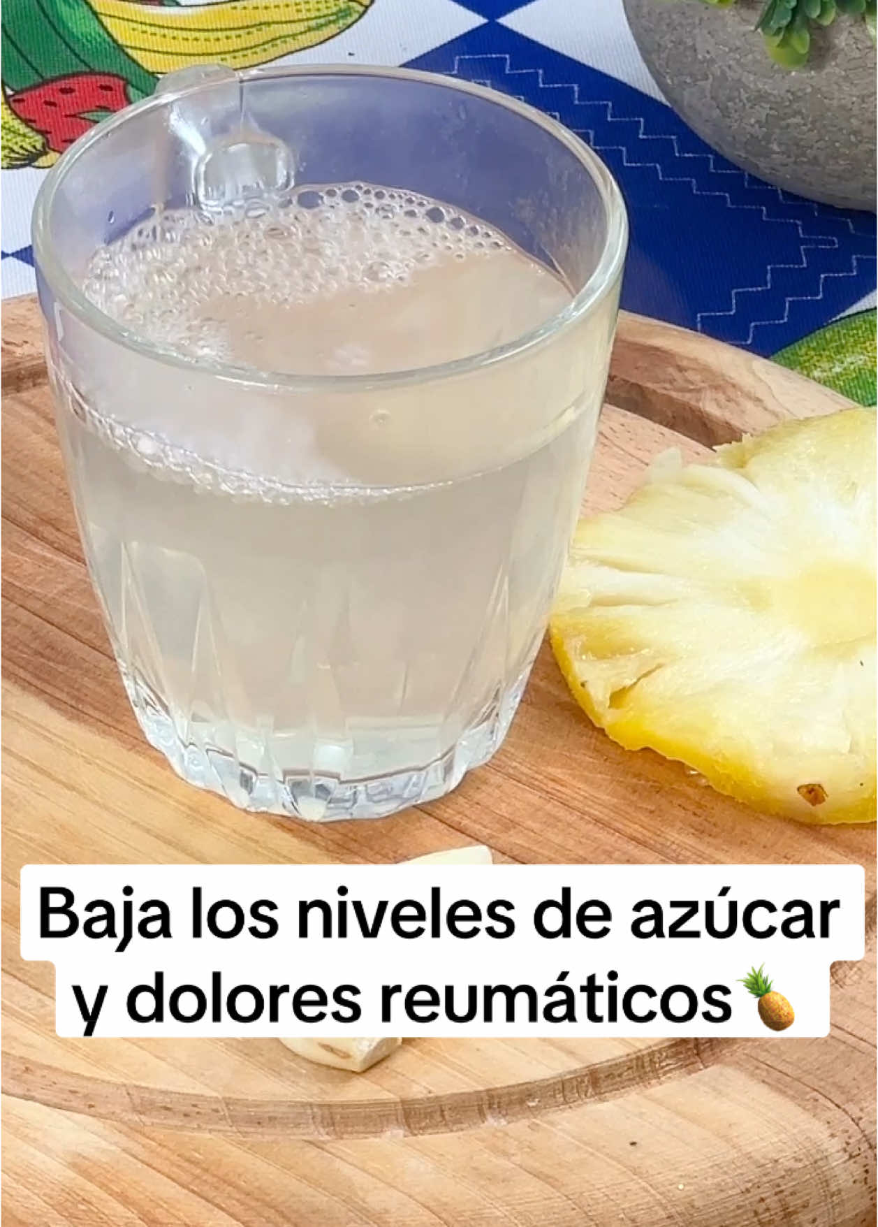 Baja los niveles de azúcar y dolores reumáticos🍍 #recetas #recetasparati #salud #remedioscaseros #remediosnaturales #cabellosaludable #doloreumatico 