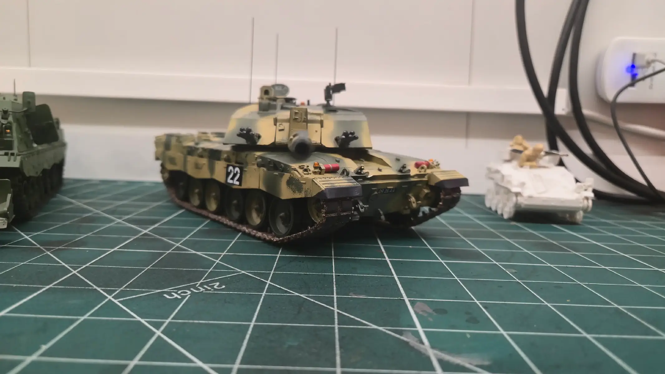 coming along slowly but surely. CHALLENGER 2 BATUS  . #scalemodeling #fyp #ipmscoalademodeling  #britisharmy #scaletanks #militarymodel #challenger2 #bergepanzer #weasel #militarymodels #tamiya #trumpeter #afvmodel #stillamatuer #hobbybossmodels #akmodel #akinteractive #tanktok 