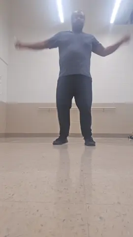 giovannijackson123456#sim  I'm free styling  with the jump roping today 