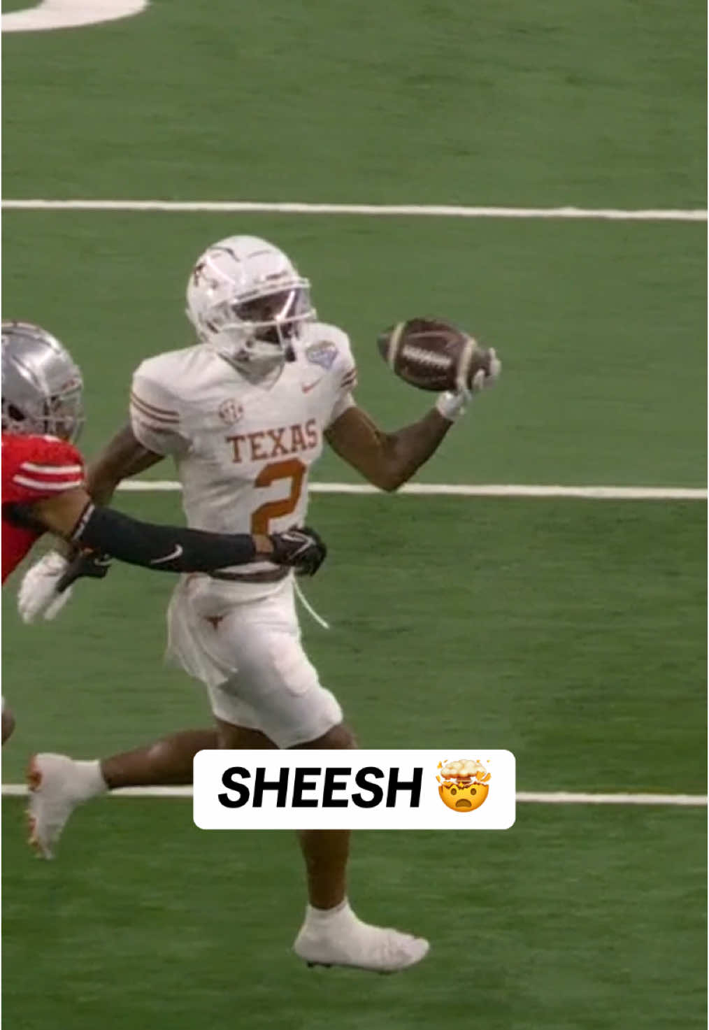 Matthew Golden only needed one hand 😮‍💨 #cfbpostseason #college #sports #texas #football #highlight 