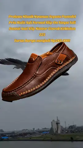 Prelesty Klasik Nyaman Sepatu Pantofel Pria Kulit Asli Formal Slip On Tanpa Tali Santai Anti Slip Kantor Cowok Kekinian 225 Turun harga menjadi Rp285.000!#fypシ゚viral #fyp 