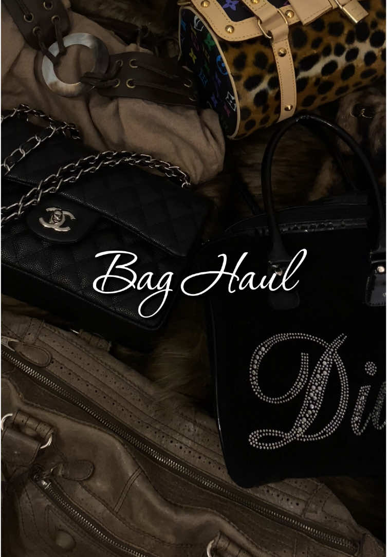 will be posting all the bags i’m selling next💋 #haul #fyp 