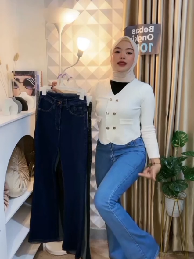 Highwaist Jeans Cutbray Premium Kekinian #celanawanita #celanacutbray #celanacewekdenim #OOTD #trending #fyp 