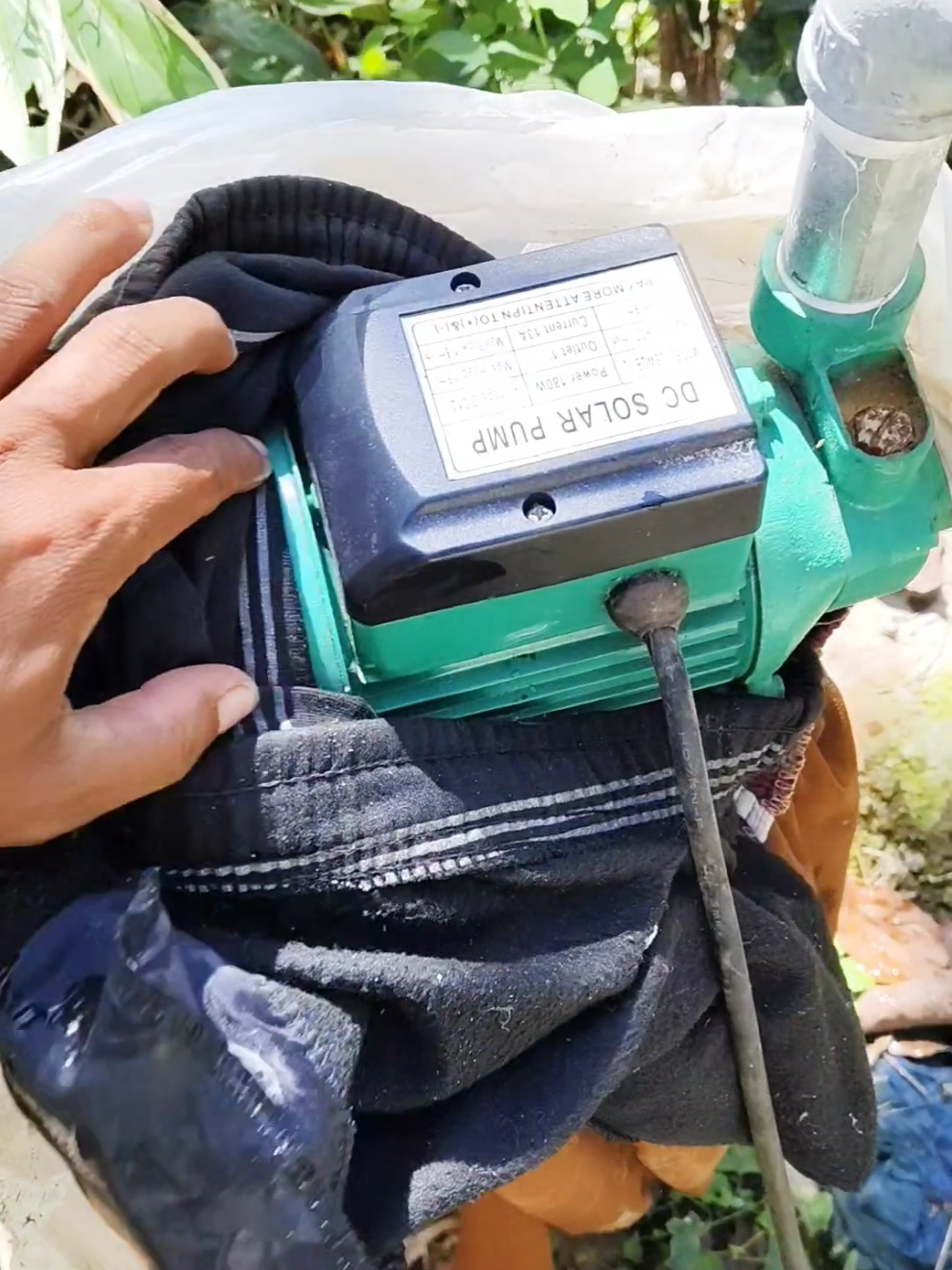 KUNG NAGHAHANAP KA NG WATER PUMP O SELF PRIMING WATER PUMP? ITO ANG MAIRERECOMMEND KO SAYO, MAKAKATIPID KA TALAGA SA KURYENTE DAHIL PWEDENG SOLAR NA GAMITIN MO#dcsolarpump #dcsolarwaterpumps #220vjetboosterpump #selfprimingpump #jetboosterpump #dcwaterpump #12vwaterpump 