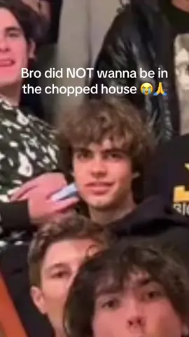 @Dillon Latham @YeSquad @Vexbolts #fyp #viral #choppedchin #chopped #yesquad #meme