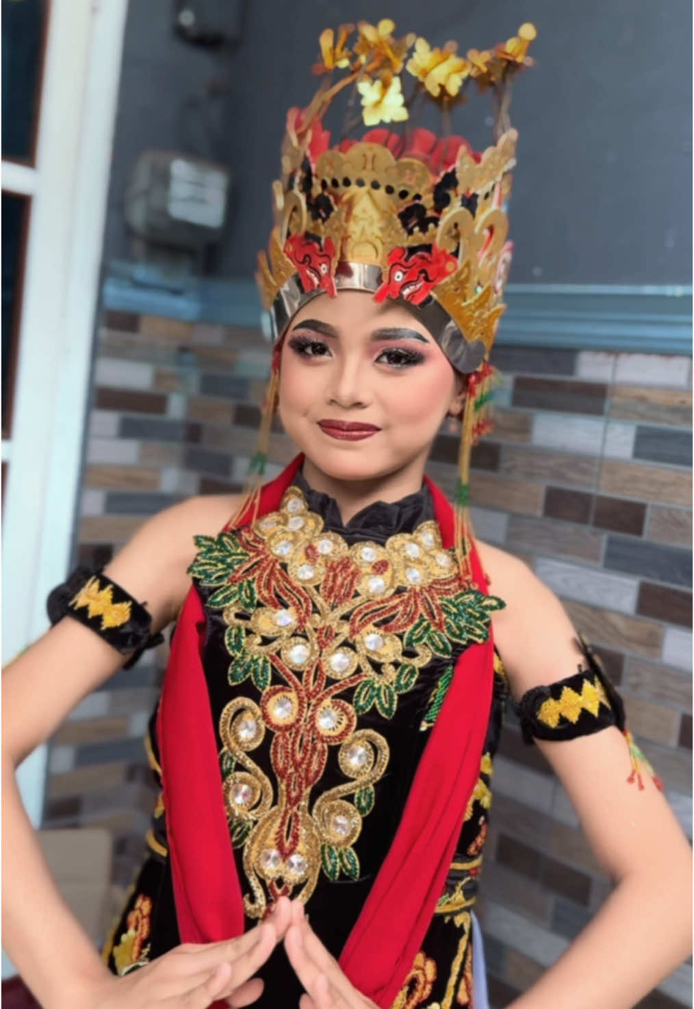 Wanci Kahuripan 💃 Make Up & Wadrobe by @Ardhians Art Collection ❤️ #gandrung_banyuwangi #gandrung #tari #nari #tariindonesia #banyuwangi #makeup #foryoupage