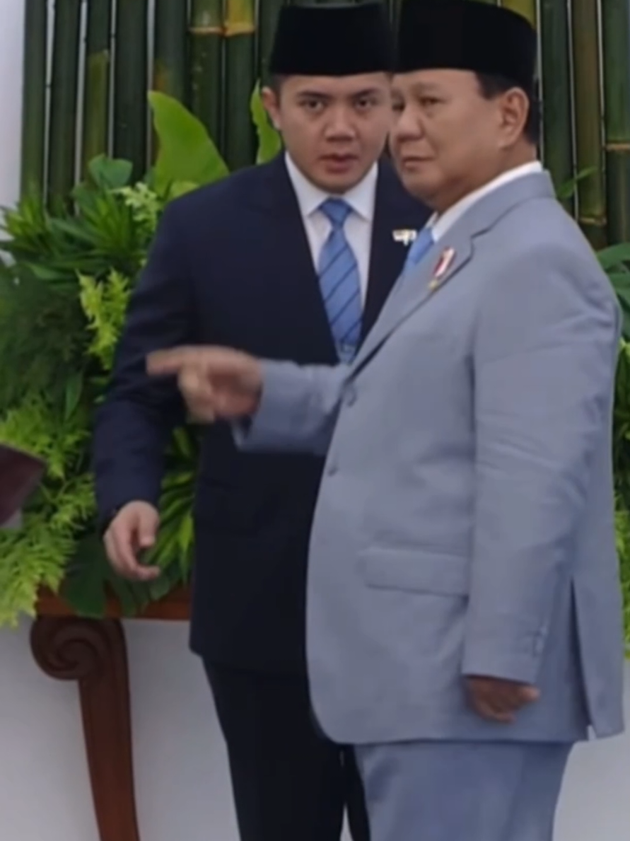 senang banget liat interaksi mayor teddy&pak prabowo.. #prabowosubianto #mayorteddy #teddyindrawijaya #fypp 