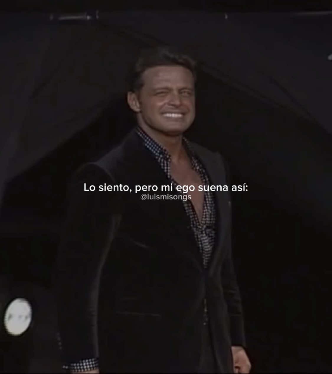 bye bye 🧏🏻‍♂️ | #luismisongs #luismiguel #lamediavuelta 