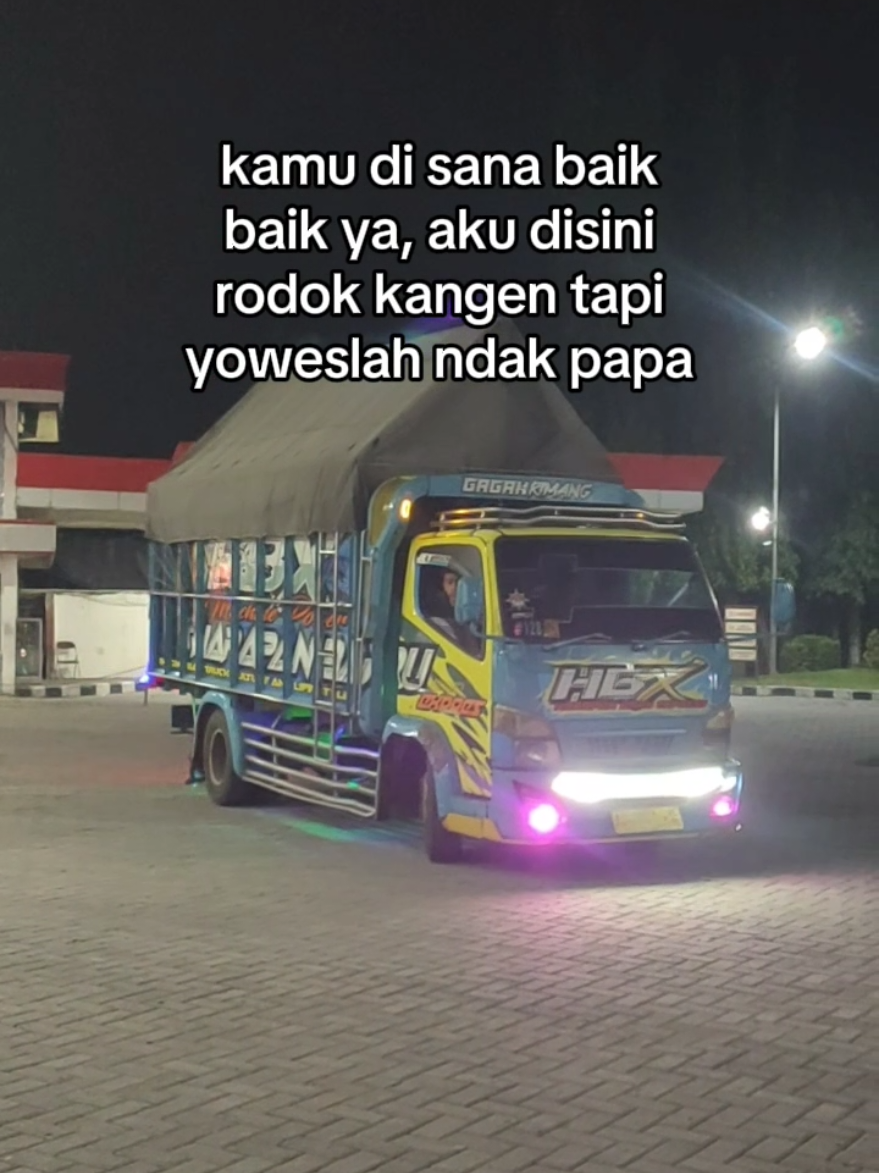 ... #mrtl_kitasemuasaudara#komunitastruckmalang#malangrayatrucklovers #rst #truckoleng#truckmodifikasi #truckmodifiedindonesia#trucklovers #truckloversindonesia#cantermaniaindonesiacommunity#romansasopirtruck #truckmania #cctvcamera #cctvdki  #fypシ❤️💞❤️ #truckviralcn #truckmodifikasiindonesia #truckolengid #kikicore #truckmodifiedindonesia #truckmodifikasiindonesia #kikicoree #truckloversindonesiagiveaway #truckloversindonsia #truckmidia #pesontruckmodified #truckmodifikasiindonesia  #bolonesamriponkedewe #fypシ  #kikicore #fypシ❤️💞❤️ #galleryt.reposttruck_id