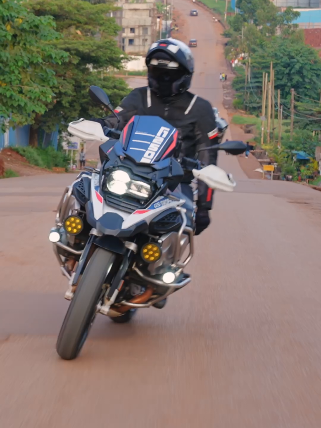 Ahem... studies suggest that controlled left-to-right movements can make the ride significantly more enjoyable.  #motorcycle #biker #ugandanstiktok #kenyantiktok #bmwmotorrad #riding 