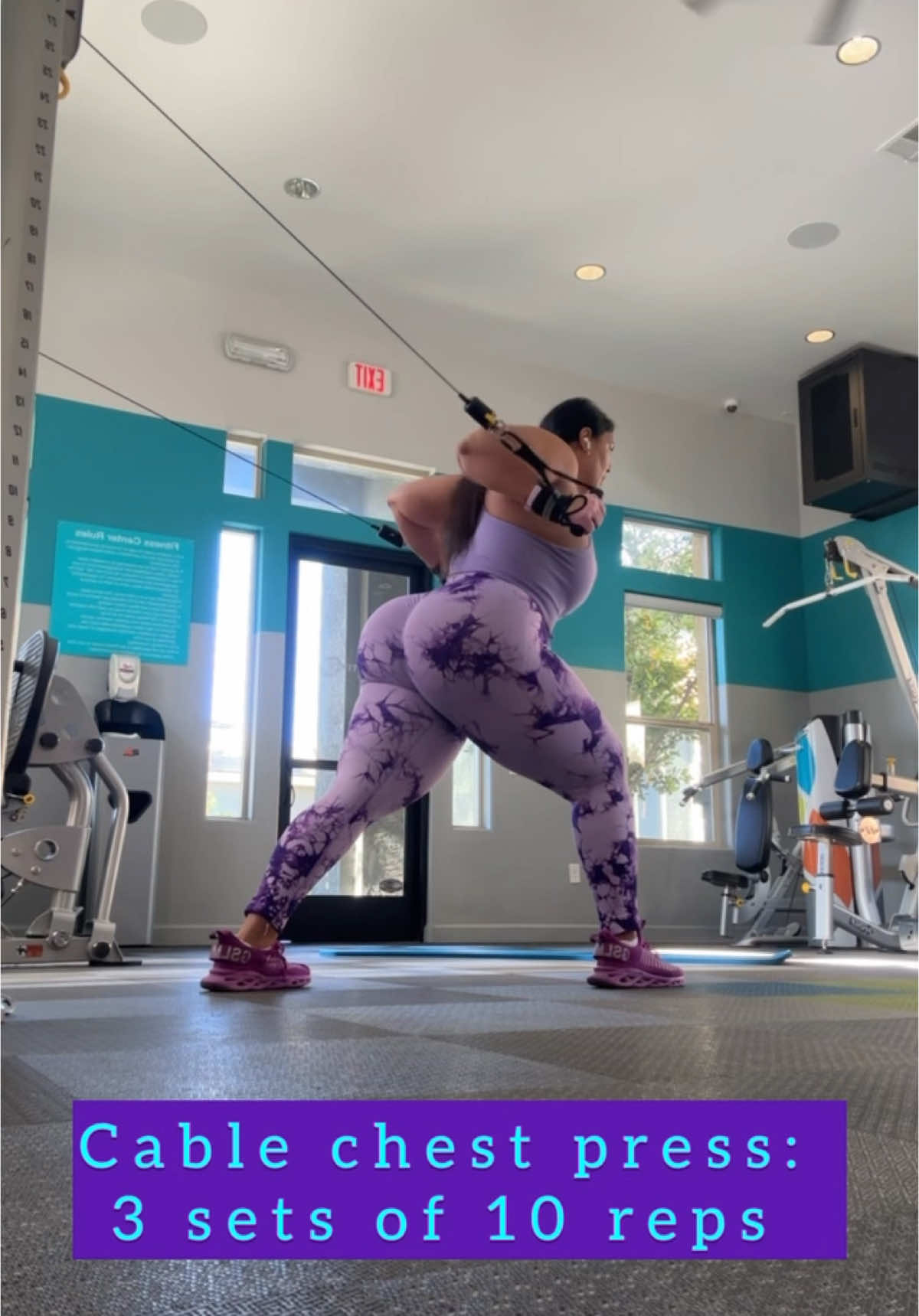 Sometimes I have a little too much fun in the gym in between sets 🤷🏽‍♀️ #welistenwedontjudge #gym #admit #BriellaBardot #buttercream19 #lasvegas #workout 